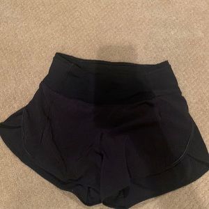 Lululemon black shorts